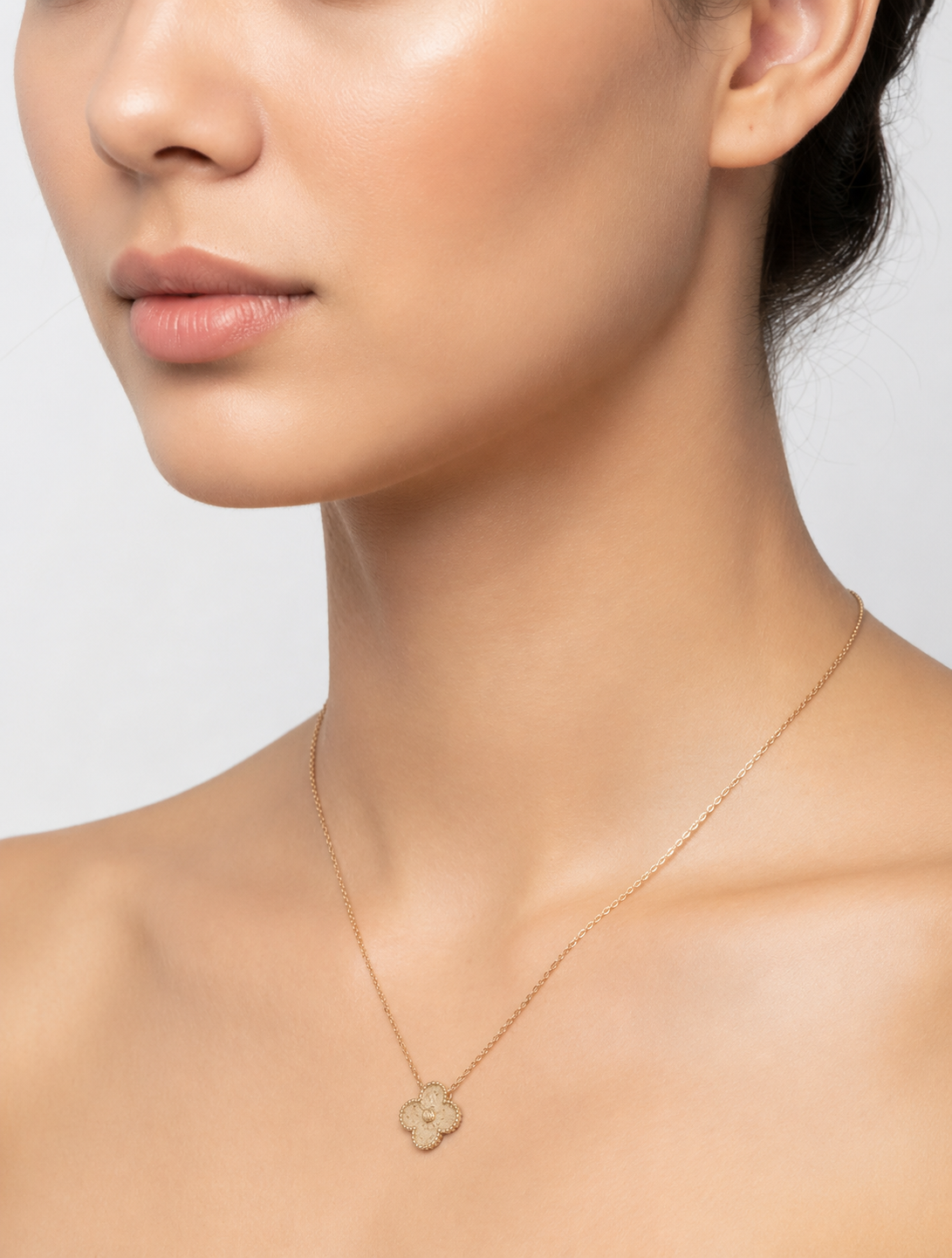 Lumière Clover Pendant